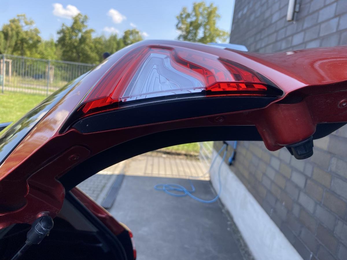 Renault Captur 1 original R&uuml;cklicht R&uuml;ckleuchte Schlussleuchte innen links Bj.2017